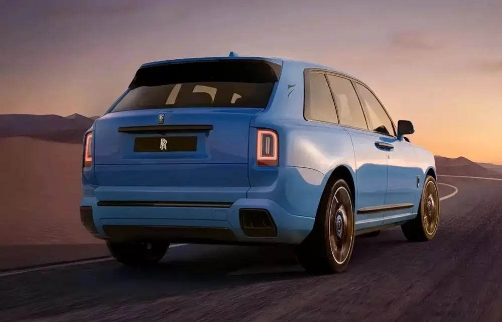 Vân Lam là màu sơn dành riêng cho Rolls-Royce Cullinan ở thị trường Trung Quốc