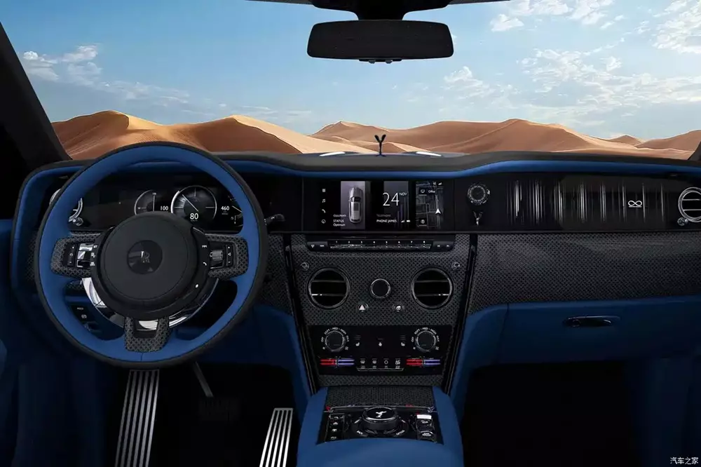 Nội thất phối 2 màu xanh lam và đen của chiếc Rolls-Royce Cullinan Vân Lam