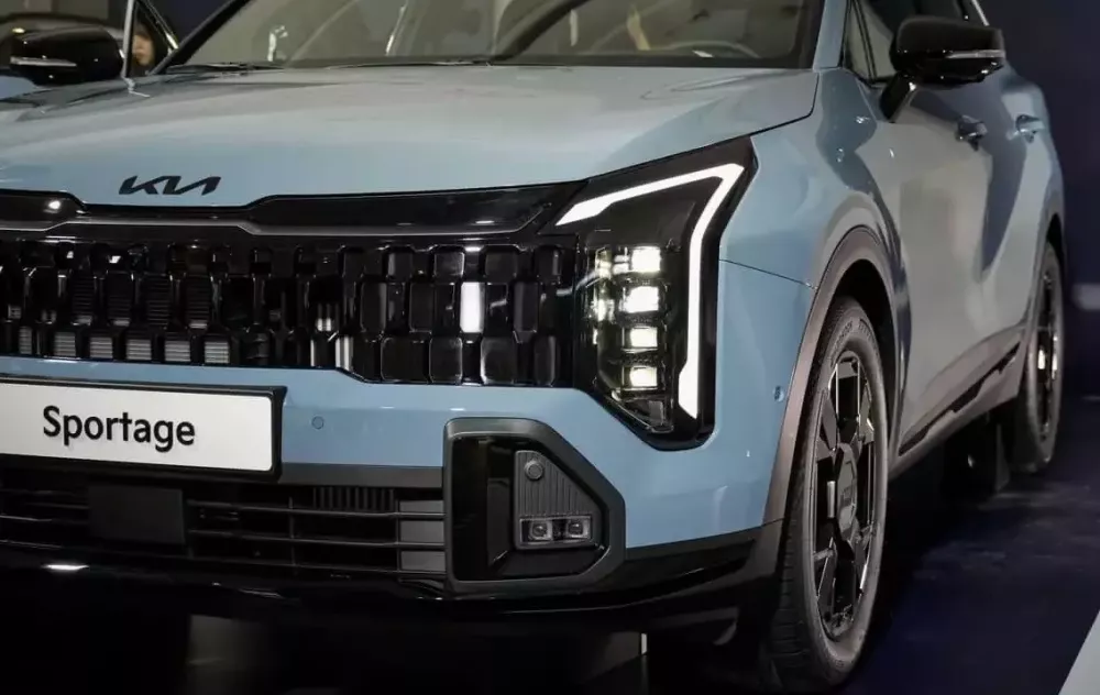 Kia Sportage 2026 được trang bị cụm đèn pha mới Kia Sportage 2026 được trang bị cụm đèn pha mới