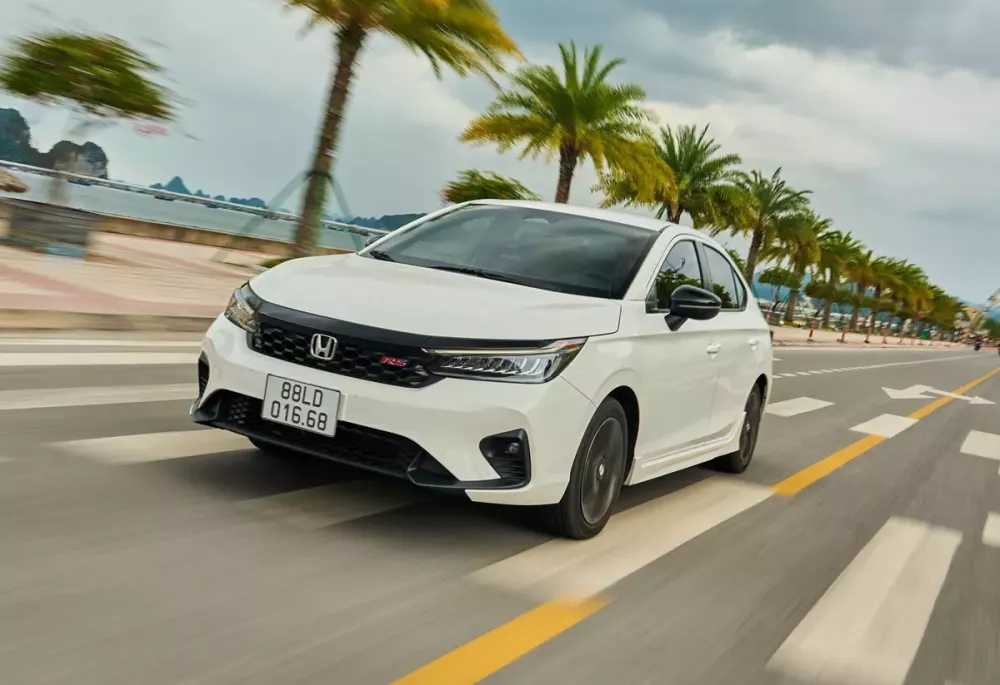 Honda City được tăng khuyến mại sau 2 tháng liên tiếp bán kém Toyota Vios và Mazda2