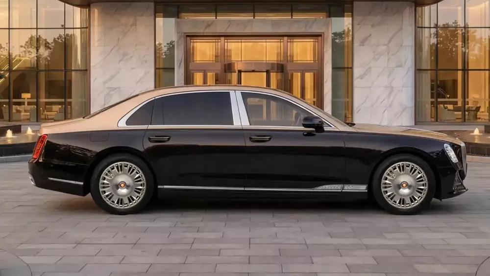 Hongqi Guoya là sedan cỡ lớn