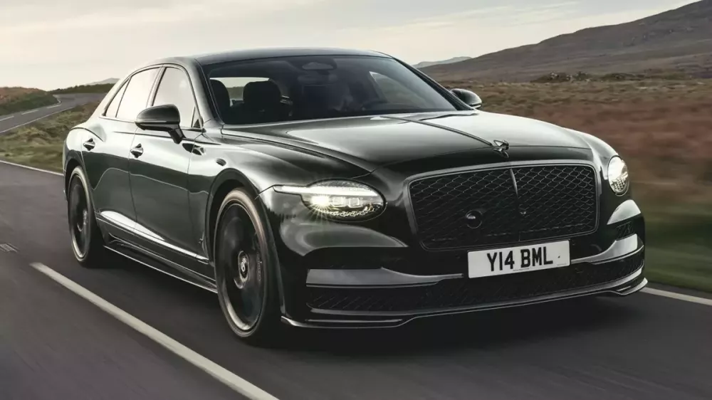 Bentley Flying Spur phiên bản mới trình làng