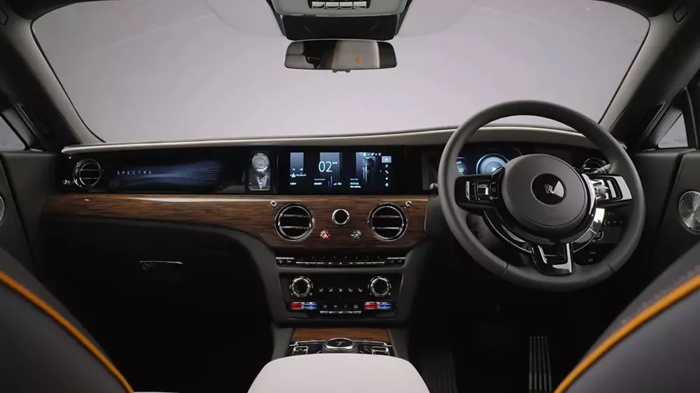 Khoang lái xa hoa của Rolls-Royce Spectre Series II