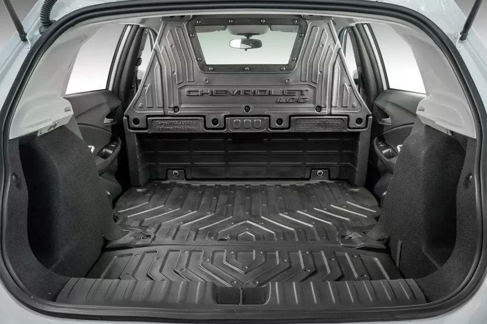 Log là phiên bản chuyên để giao hàng trong đô thị của Chevrolet Onix 2027