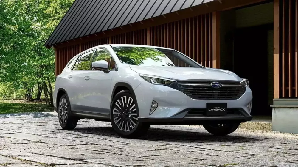 Subaru Levorg Layback Hybrid 2026 trình làng