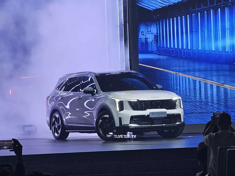 Kia Sorento Hybrid đời mới nhất ra mắt Việt Nam Kia Sorento Hybrid đời mới nhất ra mắt Việt Nam