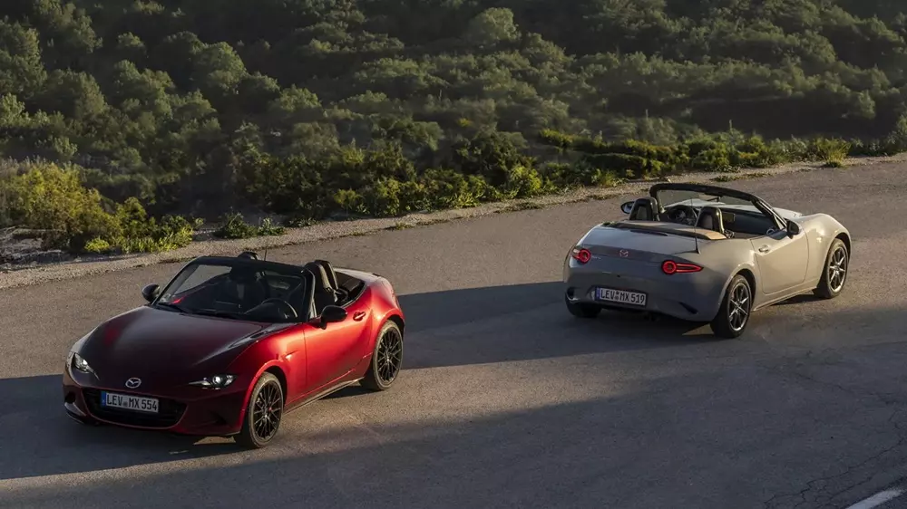 Mazda MX-5 2027 được tăng nhẹ công suất động cơ Mazda MX-5 2027 được tăng nhẹ công suất động cơ