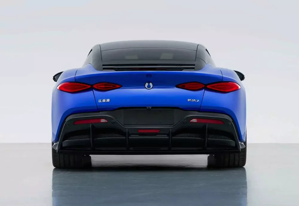 Denza Z Coupe bản thấp Denza Z Coupe bản thấp