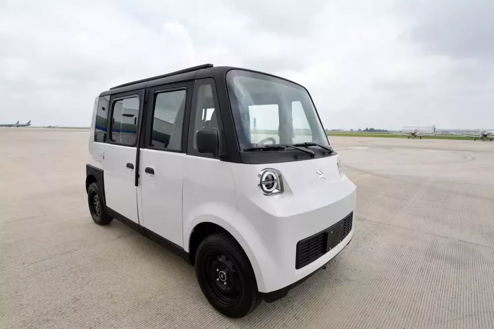 Olinia Uno có vận tốc tối đa chỉ 50 km/h Olinia Uno có vận tốc tối đa chỉ 50 km/h