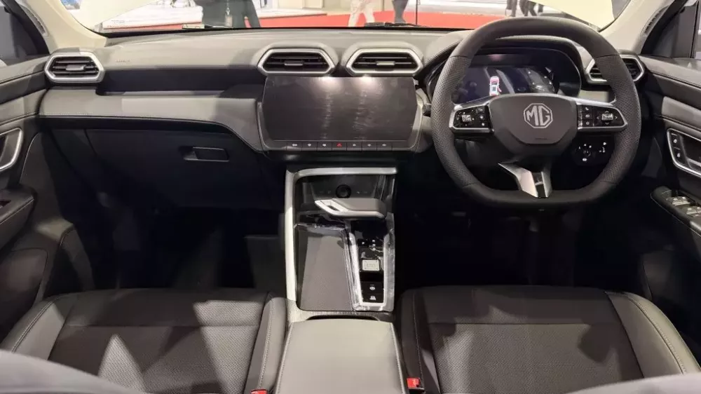 Khoang lái của MG ZS Hybrid+ Khoang lái của MG ZS Hybrid+