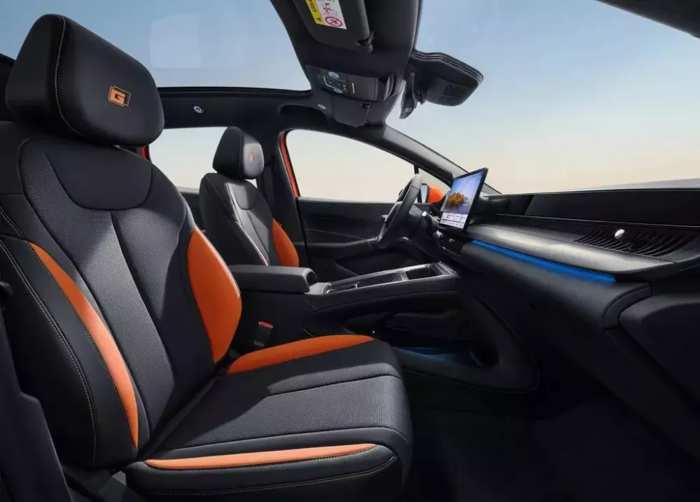 Hàng ghế trước của BYD Dolphin G DM-i 