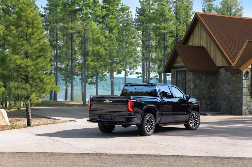 Thiết kế của Chevrolet Silverado 2027 chỉ được tiến hóa so với bản cũ thay vì lột xác hoàn toàn Thiết kế của Chevrolet Silverado 2027 chỉ được tiến hóa so với bản cũ thay vì lột xác hoàn toàn