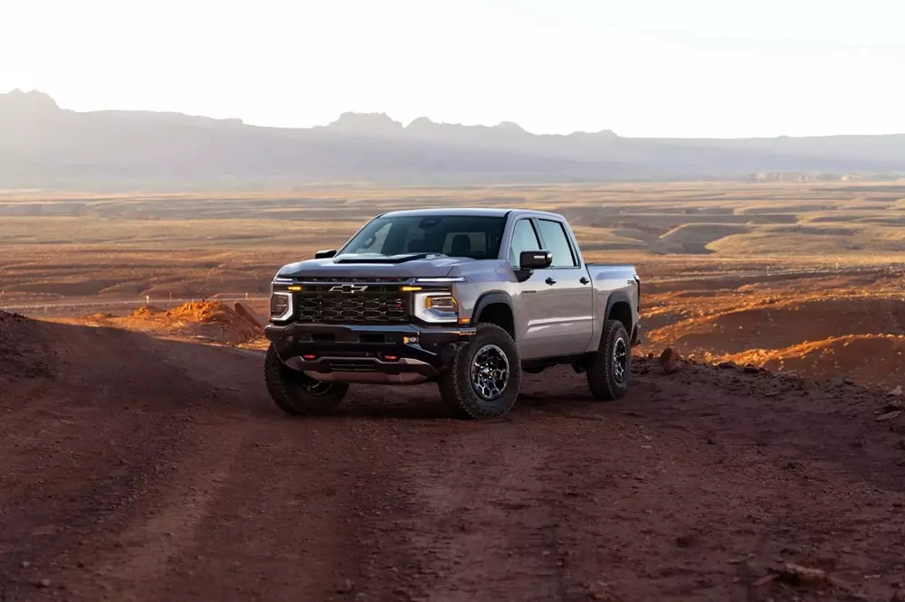 Xe bán tải cỡ lớn Chevrolet Silverado 2027 ra mắt với hai động cơ V8 hoàn toàn mới Xe bán tải cỡ lớn Chevrolet Silverado 2027 ra mắt với hai động cơ V8 hoàn toàn mới