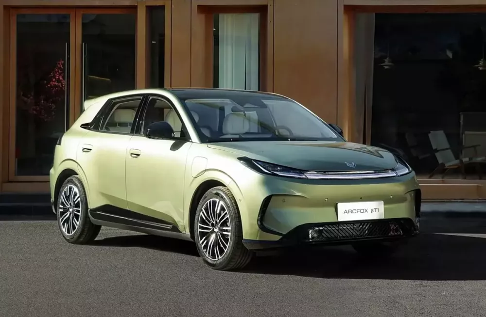 Arcfox Beta T1 có phạm vi di chuyển tối đa 450 km