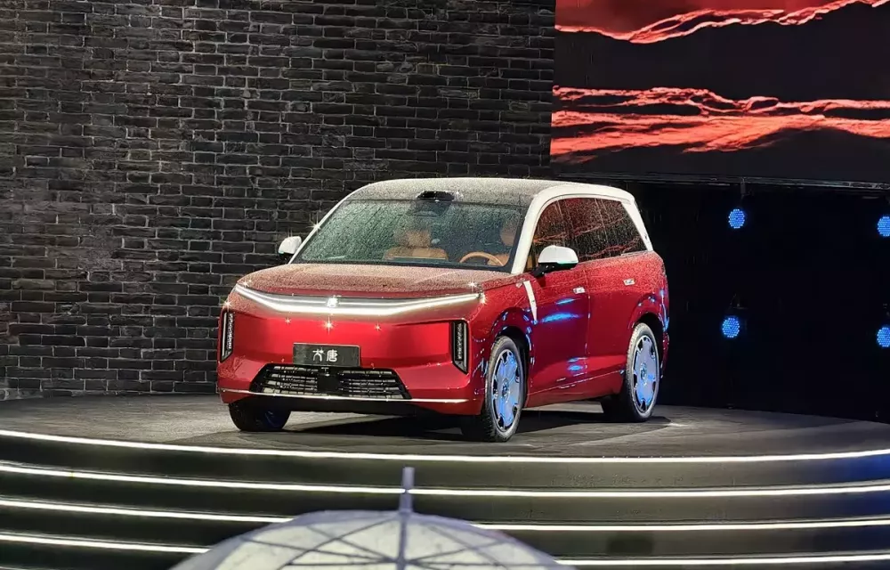 SUV cỡ lớn BYD Datang chính thức được bán ra thị trường