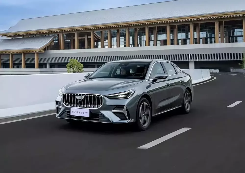 Xe lập kỷ lục thế giới về khả năng tiết kiệm xăng Geely Emgrand i-HEV ra mắt với giá rẻ