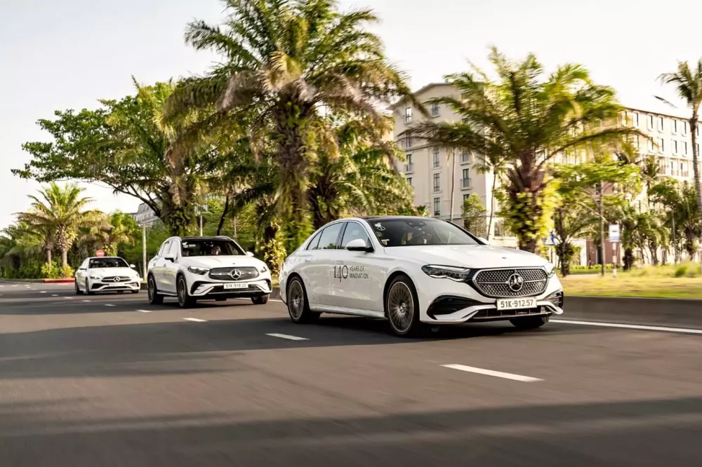 Mercedes-Benz tăng tốc hàng loạt chương trình kỷ niệm 140 năm Mercedes-Benz tăng tốc hàng loạt chương trình kỷ niệm 140 năm