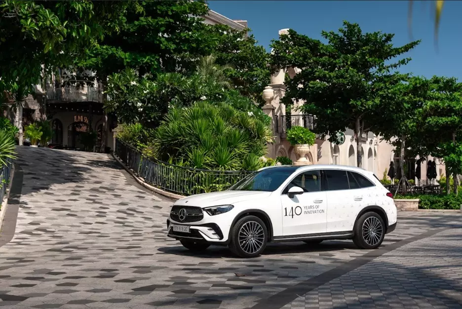Mercedes-Benz tăng tốc hàng loạt chương trình kỷ niệm 140 năm Mercedes-Benz tăng tốc hàng loạt chương trình kỷ niệm 140 năm
