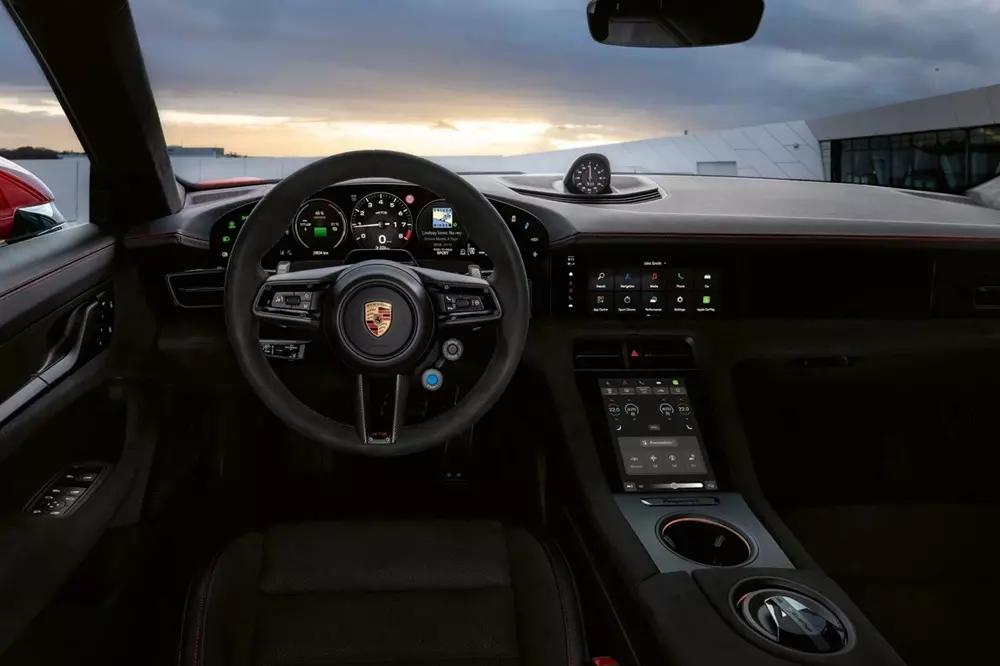 Khoang lái của Porsche Taycan 2027 Khoang lái của Porsche Taycan 2027