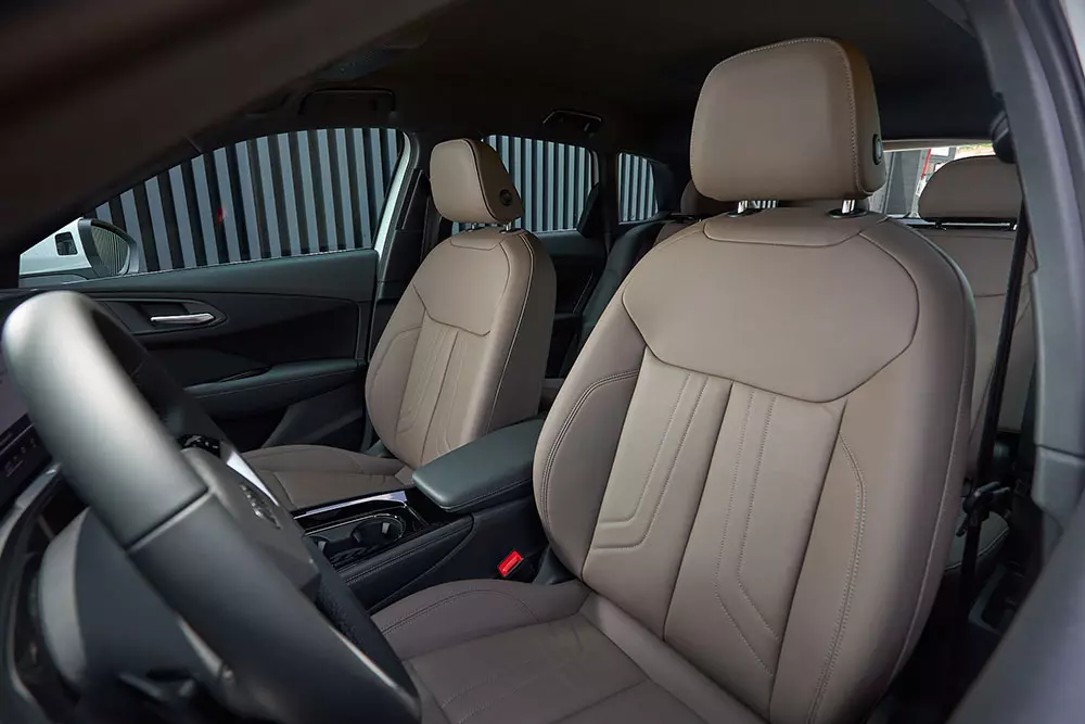 Hàng ghế trước của Audi Q3 2026 Hàng ghế trước của Audi Q3 2026