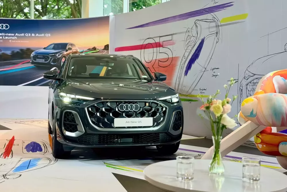 Audi Q5 thế hệ mới chính thức ra mắt Việt Nam, giá khởi điểm dưới 3 tỷ đồng Audi Q5 thế hệ mới chính thức ra mắt Việt Nam, giá khởi điểm dưới 3 tỷ đồng