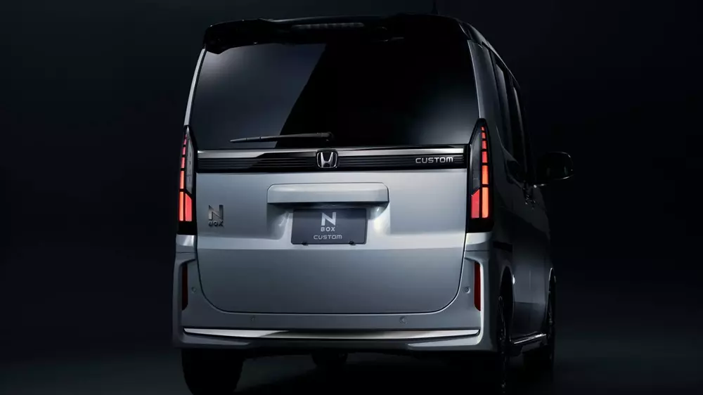 Honda N-Box 2027 dự kiến vẫn dùng động cơ cũ Honda N-Box 2027 dự kiến vẫn dùng động cơ cũ