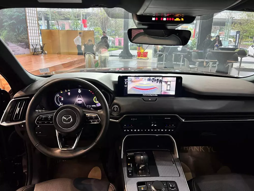 Trang bị tiện nghi của Mazda CX-90 ở 3 phiên bản không quá chênh lệch Trang bị tiện nghi của Mazda CX-90 ở 3 phiên bản không quá chênh lệch