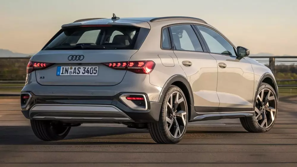 Audi A3 Allstreet 2027 với kiểu dáng mang phong cách SUV Audi A3 Allstreet 2027 với kiểu dáng mang phong cách SUV