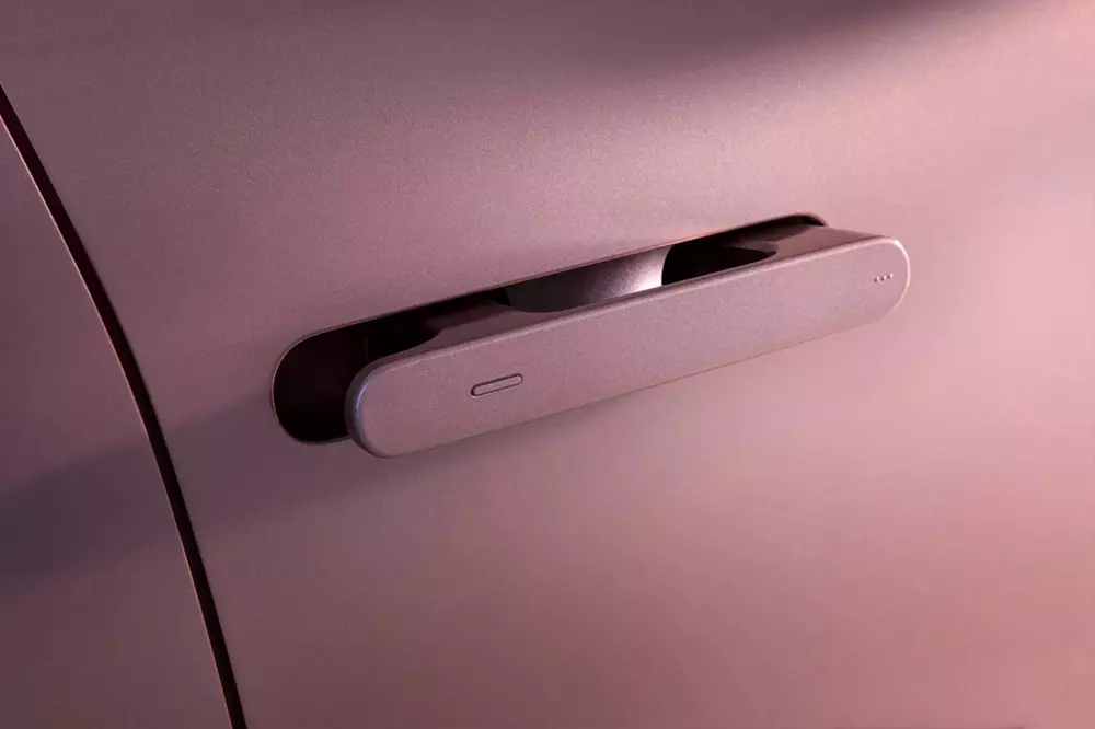 Skoda Peaq dùng tay nắm cửa ẩn