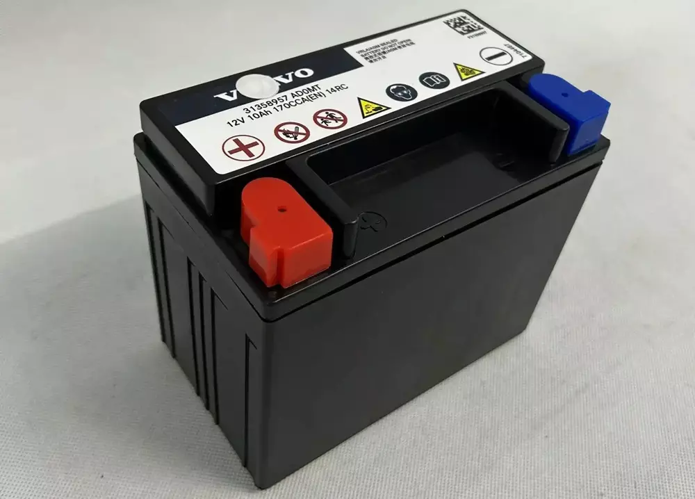 Những người sống ở nơi có khí hậu nóng nên dùng ắc quy AGM