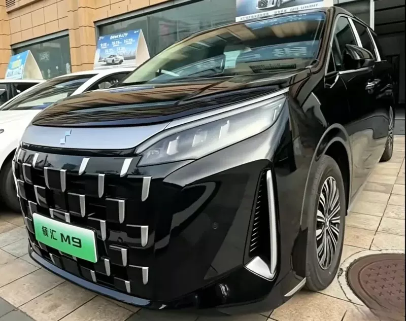Linghui M9 dùng động cơ tương tự BYD M9 DM-i