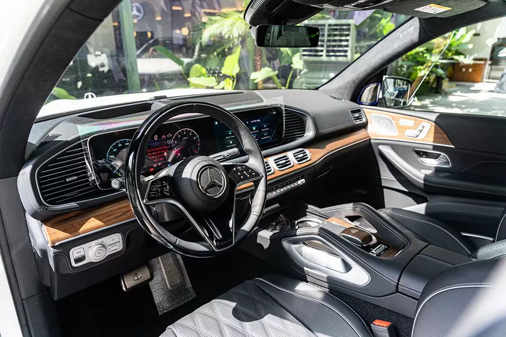Mercedes-Maybach GLS 480 4Matic 2027 đã được nâng cấp nhẹ về tính năng an toàn
