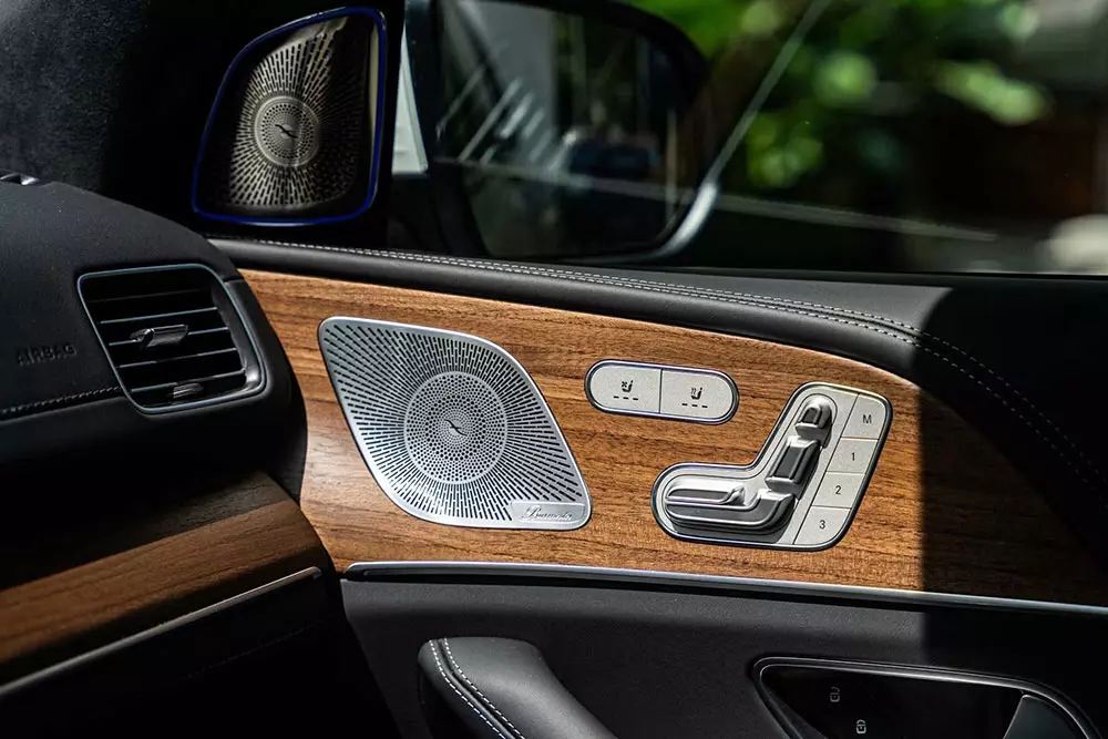 Mercedes-Maybach GLS 480 4Matic 2027 dùng hệ thống âm thanh 29 loa