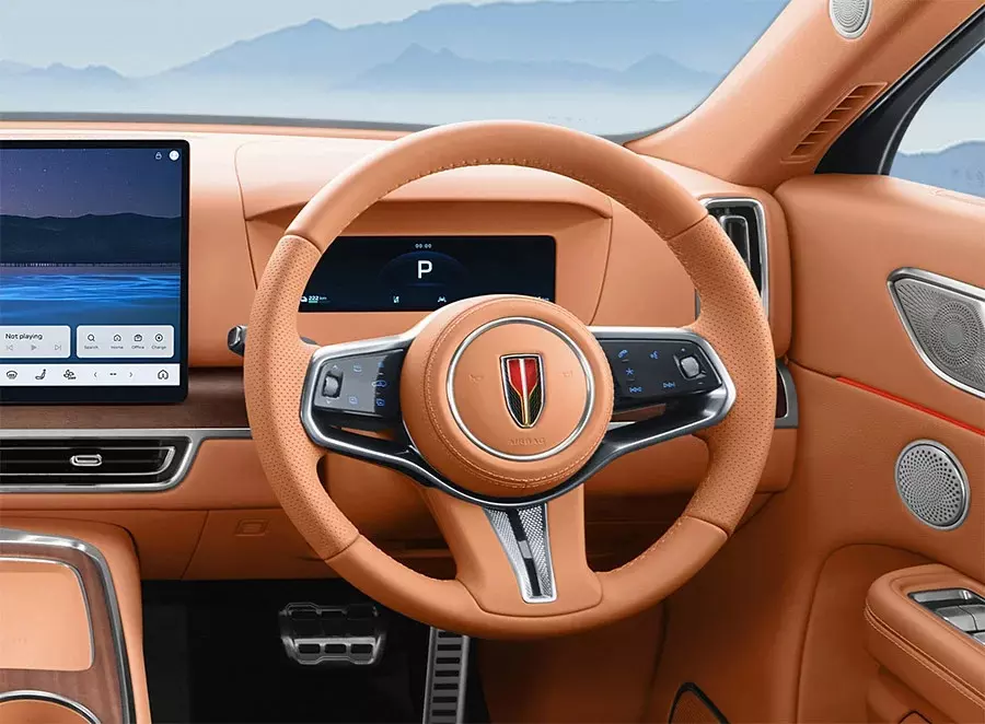 Hongqi E-HS9 được trang bị vô lăng 3 chấu
