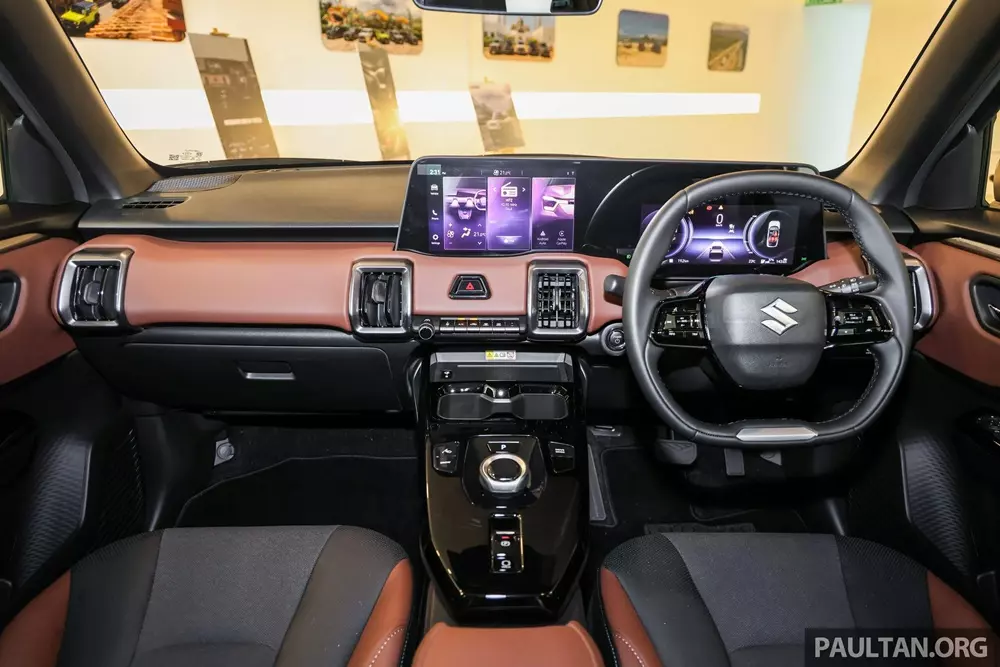 Khoang lái của Suzuki eVitara