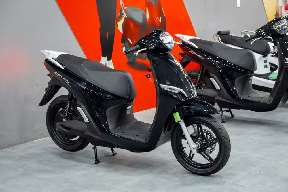 Người dùng tranh thủ “chốt” bộ ba xe máy đổi pin VinFast trong tháng 7