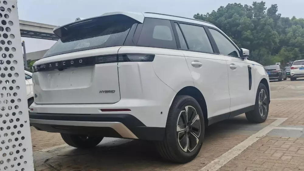 Jaecoo J5 Hybrid nhiều khả năng sẽ được trang bị động cơ mạnh mẽ hơn Jaecoo J5 Hybrid nhiều khả năng sẽ được trang bị động cơ mạnh mẽ hơn