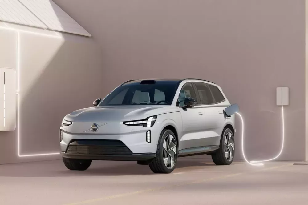 Volvo EX90 là phiên bản thuần điện của XC90 Volvo EX90 là phiên bản thuần điện của XC90