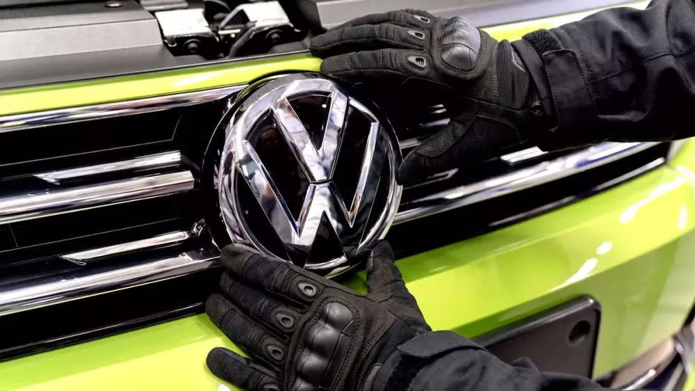 Phụ tùng này của Volkswagen sẽ trở nên vô dụng khi bị tháo khỏi xe nhưng vẫn liên tục bị ăn trộm Phụ tùng này của Volkswagen sẽ trở nên vô dụng khi bị tháo khỏi xe nhưng vẫn liên tục bị ăn trộm