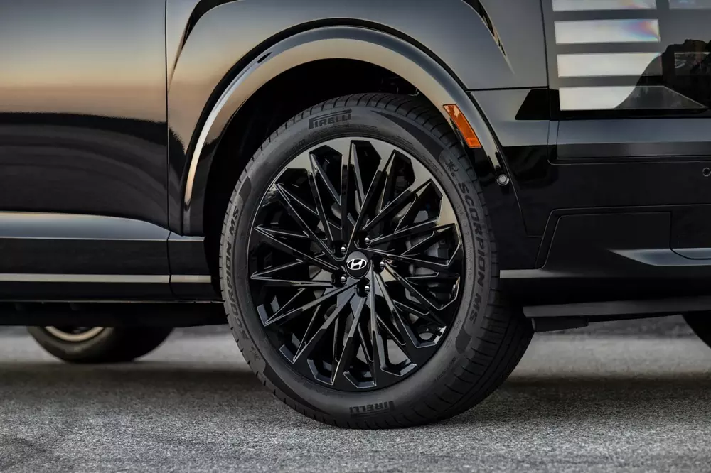 Bộ mâm của Hyundai Palisade Hybrid Calligraphy Black Ink Edition Bộ mâm của Hyundai Palisade Hybrid Calligraphy Black Ink Edition