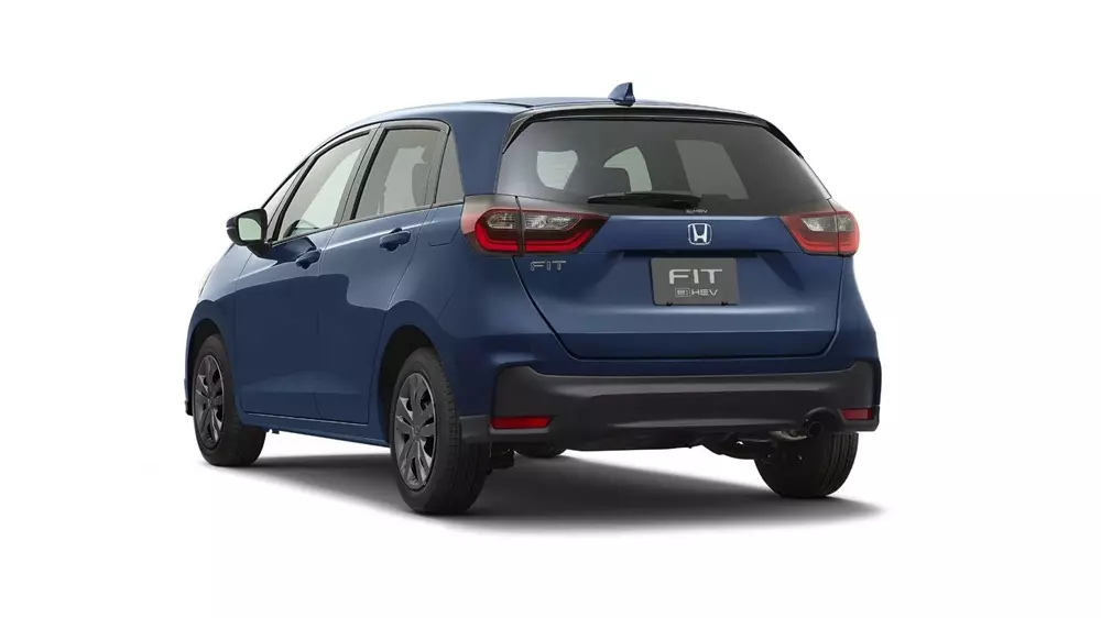 Honda Jazz Z 2027 dùng mâm 15 inch