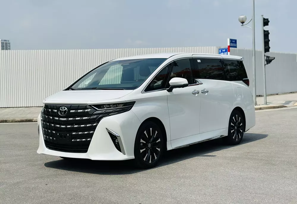 Toyota Alphard Toyota Alphard