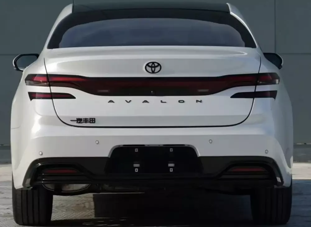 Toyota Avalon 2027 được trang bị cụm đèn hậu mới