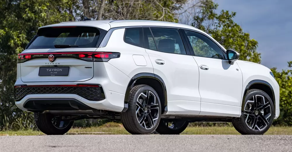 Volkswagen Tayron R-Line dùng động cơ tăng áp 2.0L mạnh hơn Volkswagen Tayron R-Line dùng động cơ tăng áp 2.0L mạnh hơn
