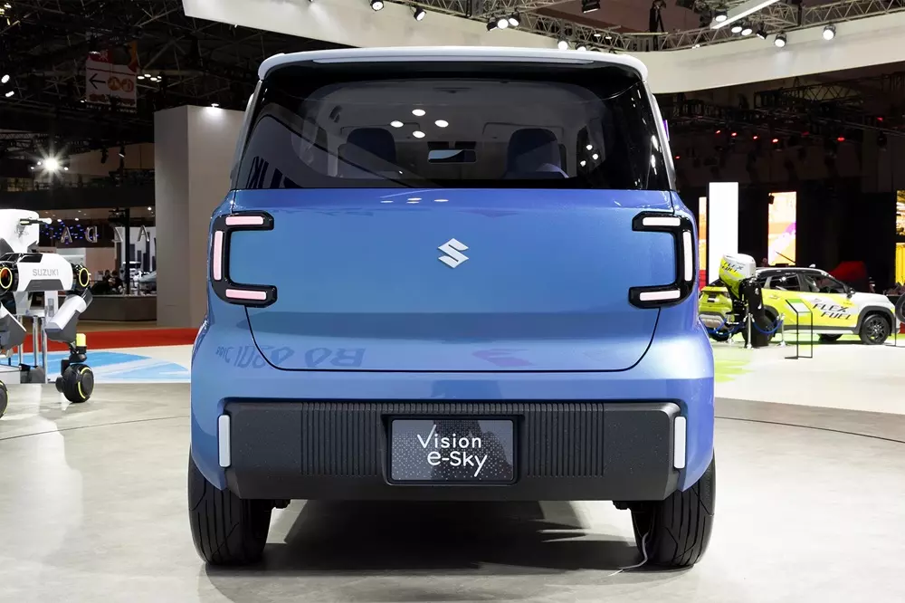 Mẫu xe điện mới của Suzuki là phiên bản thương mại của Vision e-Sky Concept Mẫu xe điện mới của Suzuki là phiên bản thương mại của Vision e-Sky Concept