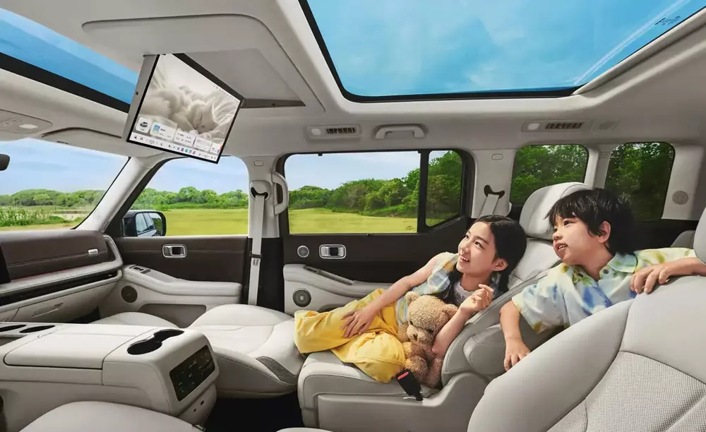 Haval GWM H10 sở hữu màn hình treo trần dành cho hàng ghế sau Haval GWM H10 sở hữu màn hình treo trần dành cho hàng ghế sau