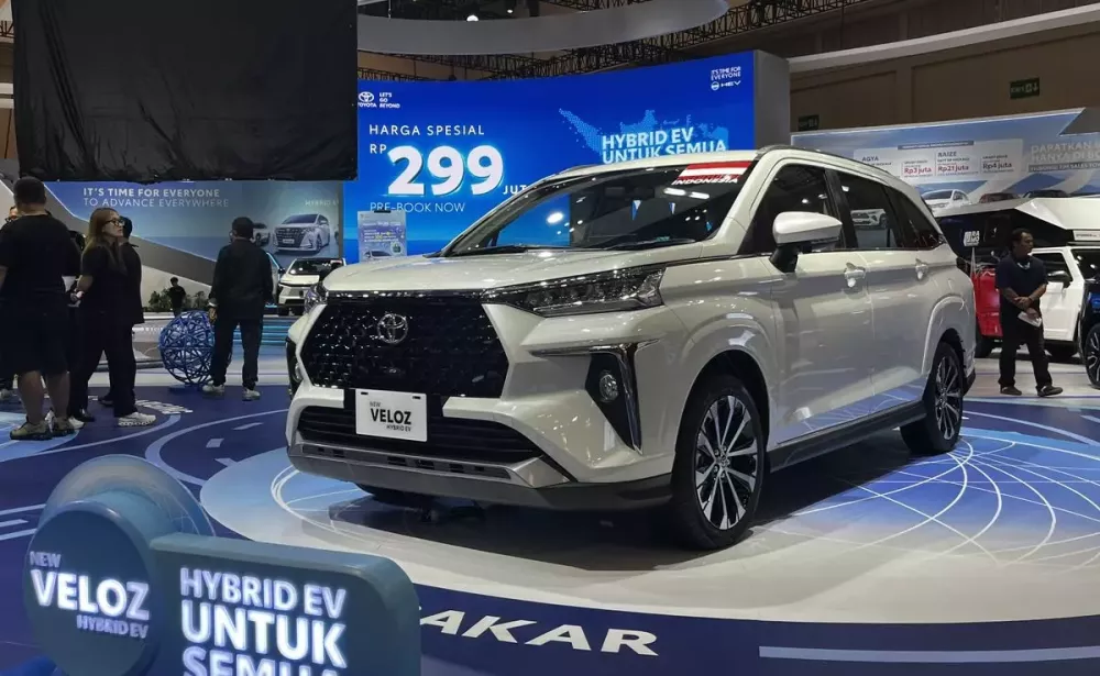 Đại lý úp mở việc bán Toyota Veloz Hybrid ở Việt Nam. Đại lý úp mở việc bán Toyota Veloz Hybrid ở Việt Nam.