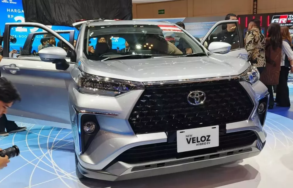 Hãng phủ nhận việc bán Toyota Veloz Hybrid ở Việt Nam trong năm nay Hãng phủ nhận việc bán Toyota Veloz Hybrid ở Việt Nam trong năm nay