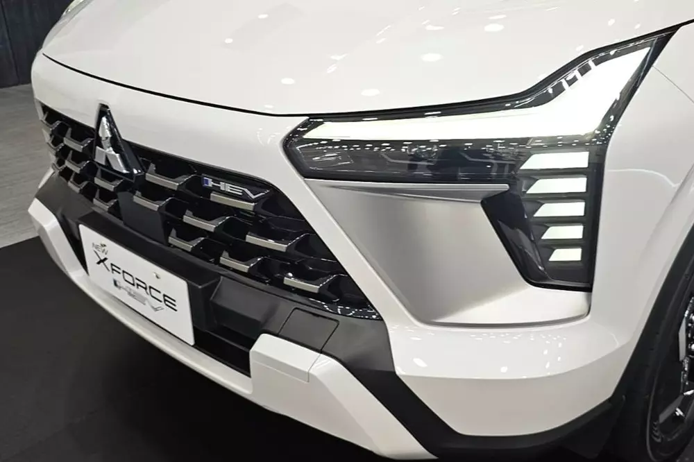 Mitsubishi Xforce HEV có 7 chế độ lái Mitsubishi Xforce HEV có 7 chế độ lái
