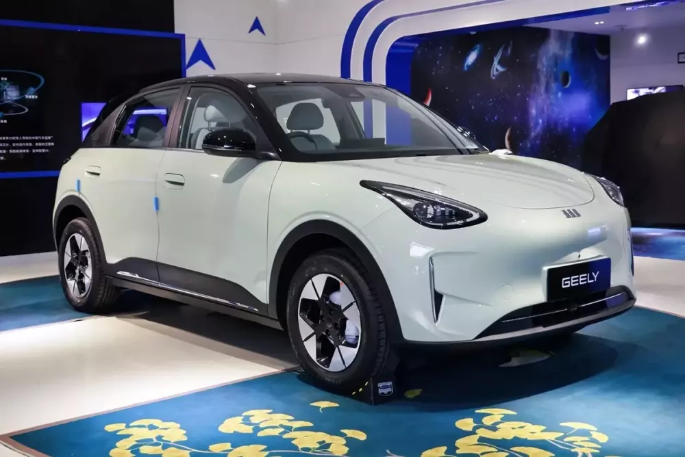 Xe điện bán chạy như tôm tươi Geely EX2 sẽ được lắp ráp tại nhà máy của Ford. Xe điện bán chạy như tôm tươi Geely EX2 sẽ được lắp ráp tại nhà máy của Ford.